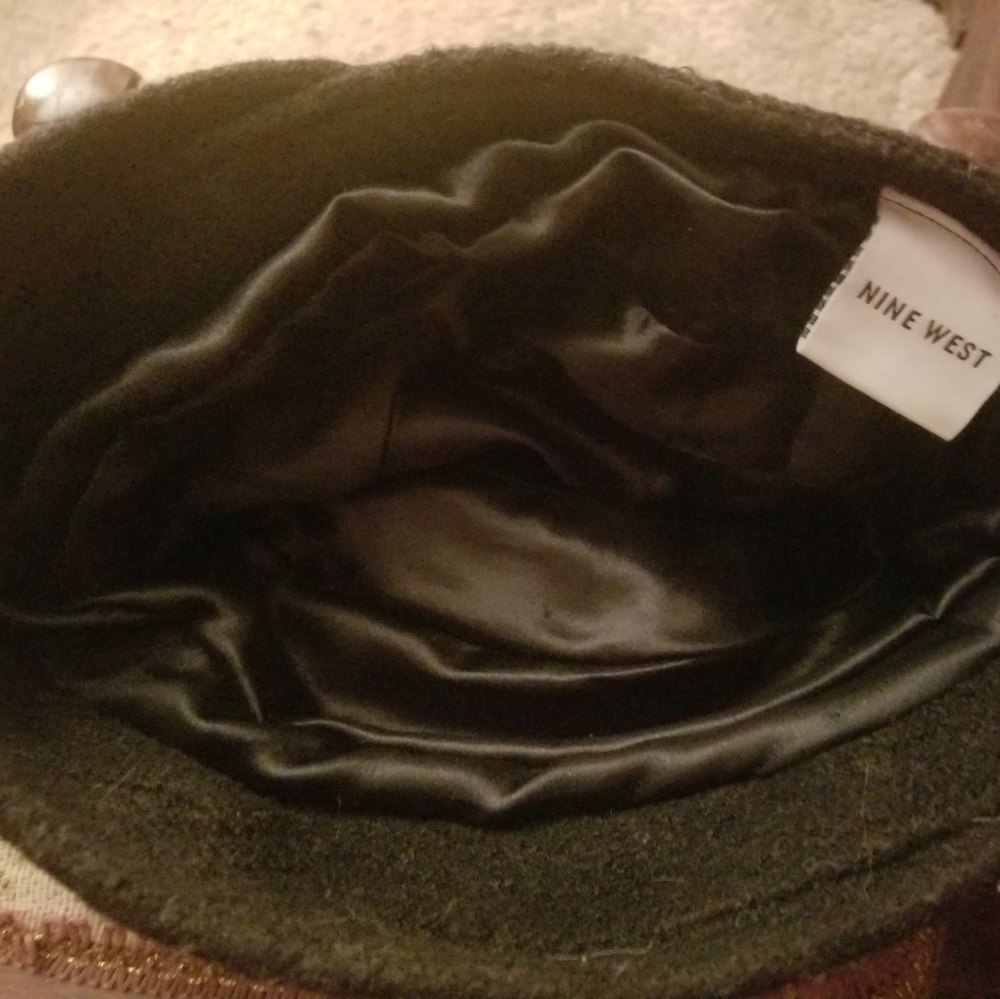 Hat - Picture 3 of 3